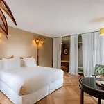 Hotel Chateau De