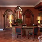 Hotel Chateau De Théoule-sur-Mer