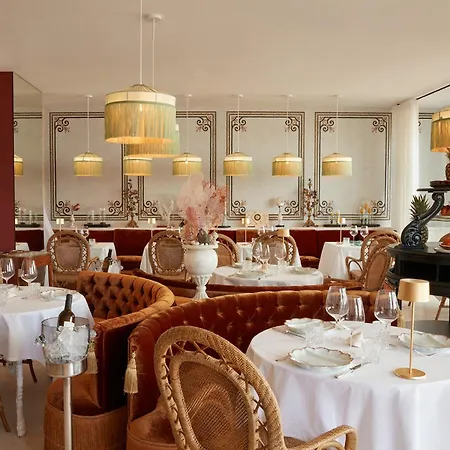 Chateau De & تيول سور مير