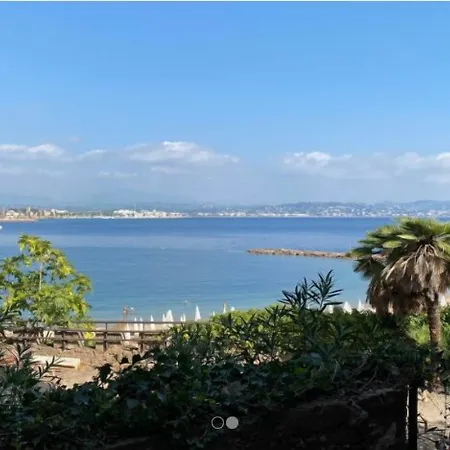 Hotel Château De 5*